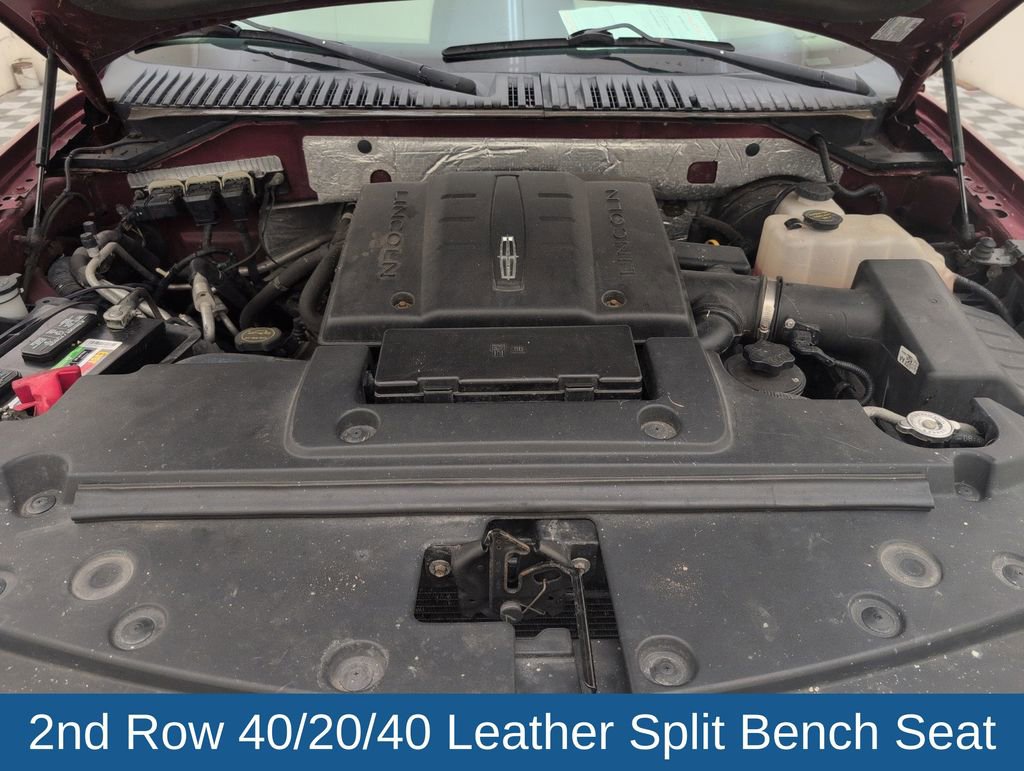 Used 2014 Lincoln Navigator 2WD image 42
