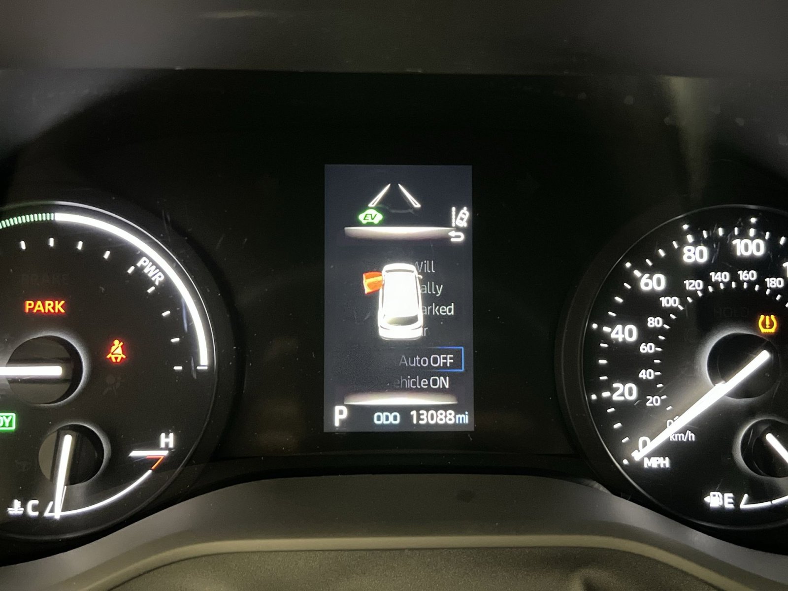 Used 2022 Toyota Sienna XSE AWD/4WD image 16