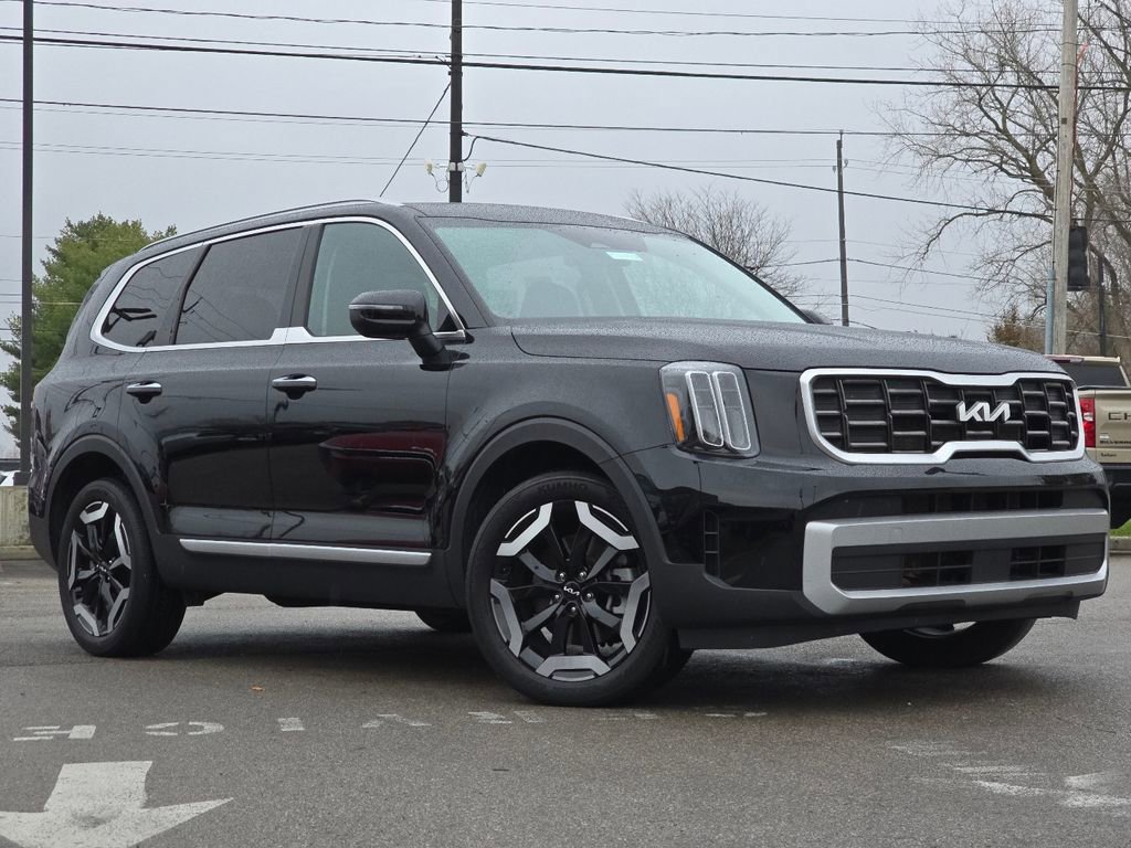 Used 2023 Kia Telluride S w/ S Sunroof Package image 1