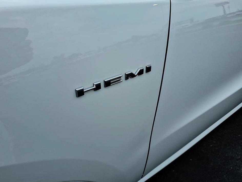 Used 2023 Dodge Durango R/T AWD/4WD image 11