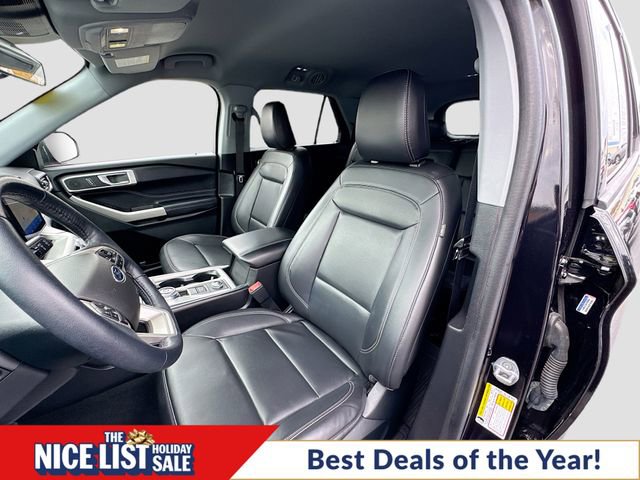 Used 2022 Ford Explorer XLT w/ Equipment Group 202A image 22