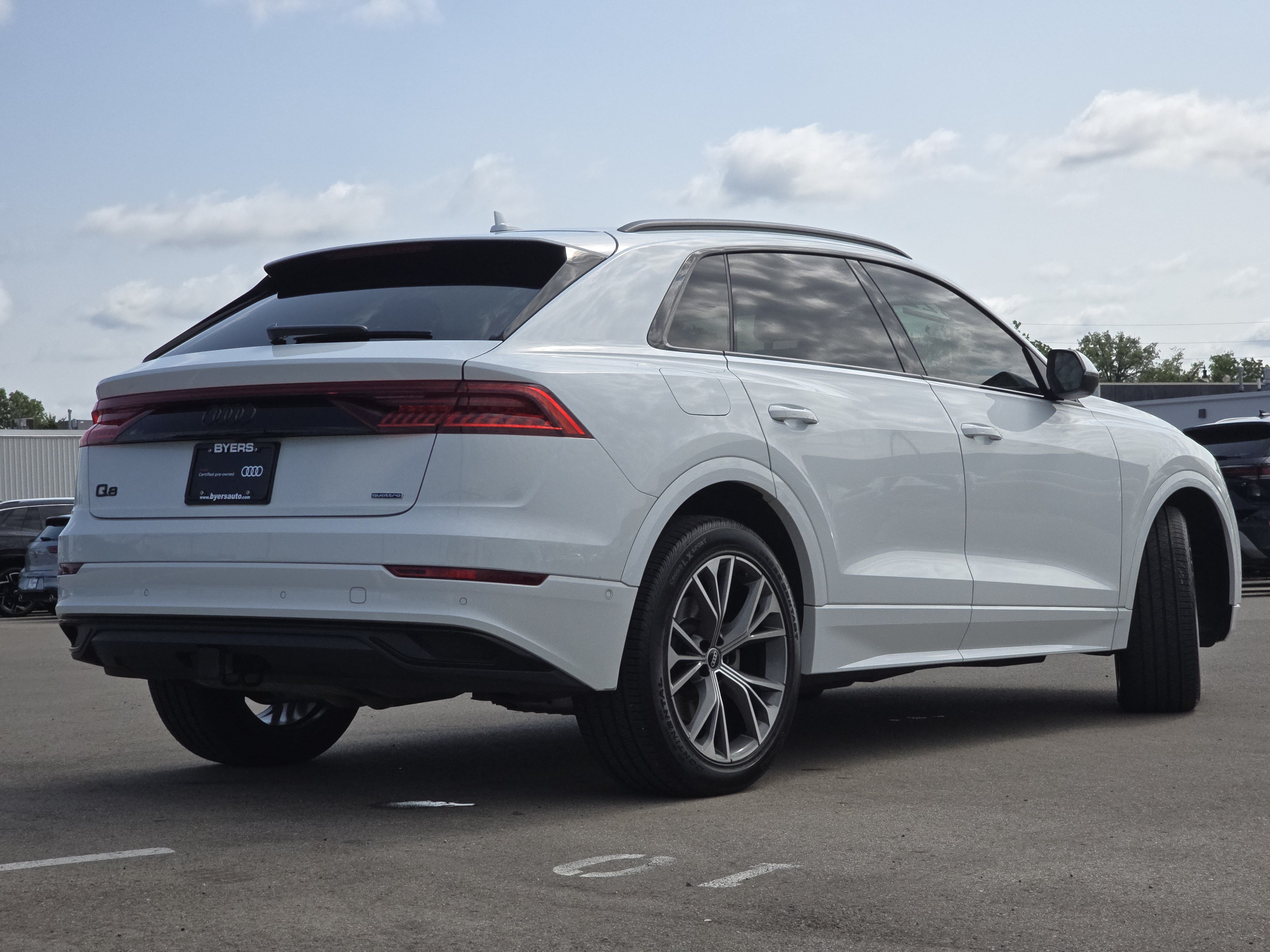 Certified 2022 Audi Q8 Premium w/ Convenience Package AWD/4WD image 7