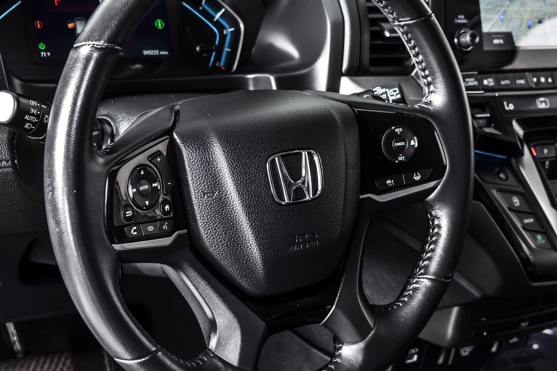 Used 2024 Honda Odyssey Touring image 16