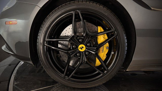 Used 2015 Ferrari California T image 50