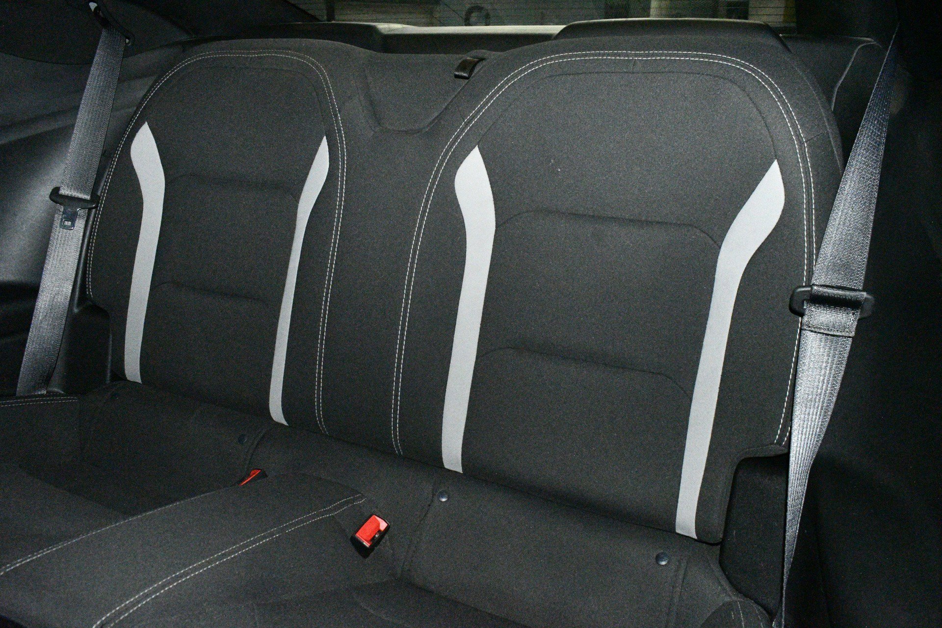Used 2019 Chevrolet Camaro SS RWD image 17