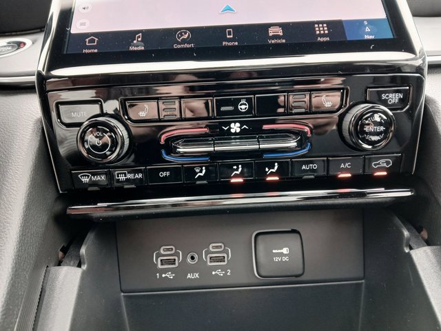 New 2025 Jeep Grand Cherokee Limited w/ Black Appearance Package image 20