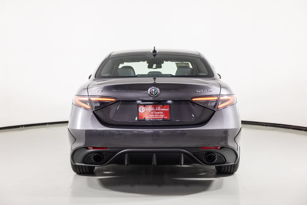 New 2026 Alfa Romeo Giulia AWD image 11