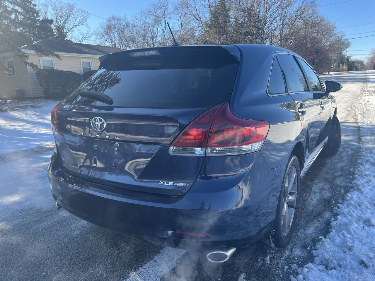 Used 2015 Toyota Venza XLE image 6