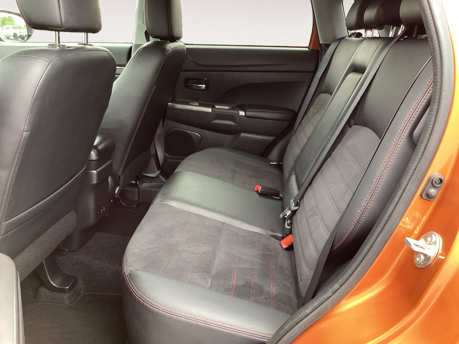 Used 2023 Mitsubishi Outlander Sport SE image 26