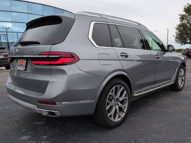 Used 2024 BMW X7 xDrive40i AWD/4WD image 5