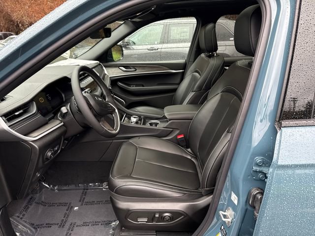 New 2026 Jeep Grand Cherokee Limited w/ Limited Altitude Package AWD/4WD image 14