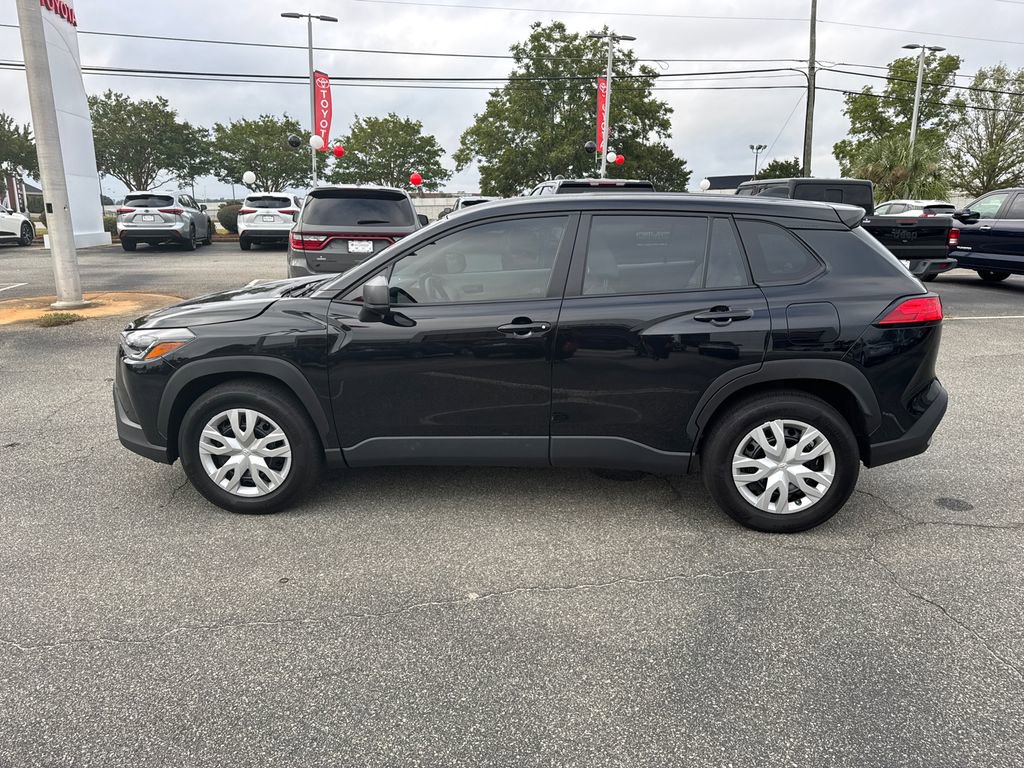 Certified 2024 Toyota Corolla Cross L image 6