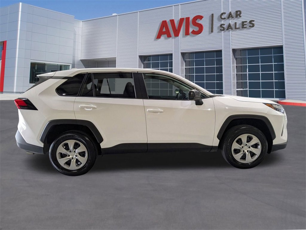 Used 2023 Toyota RAV4 LE image 5