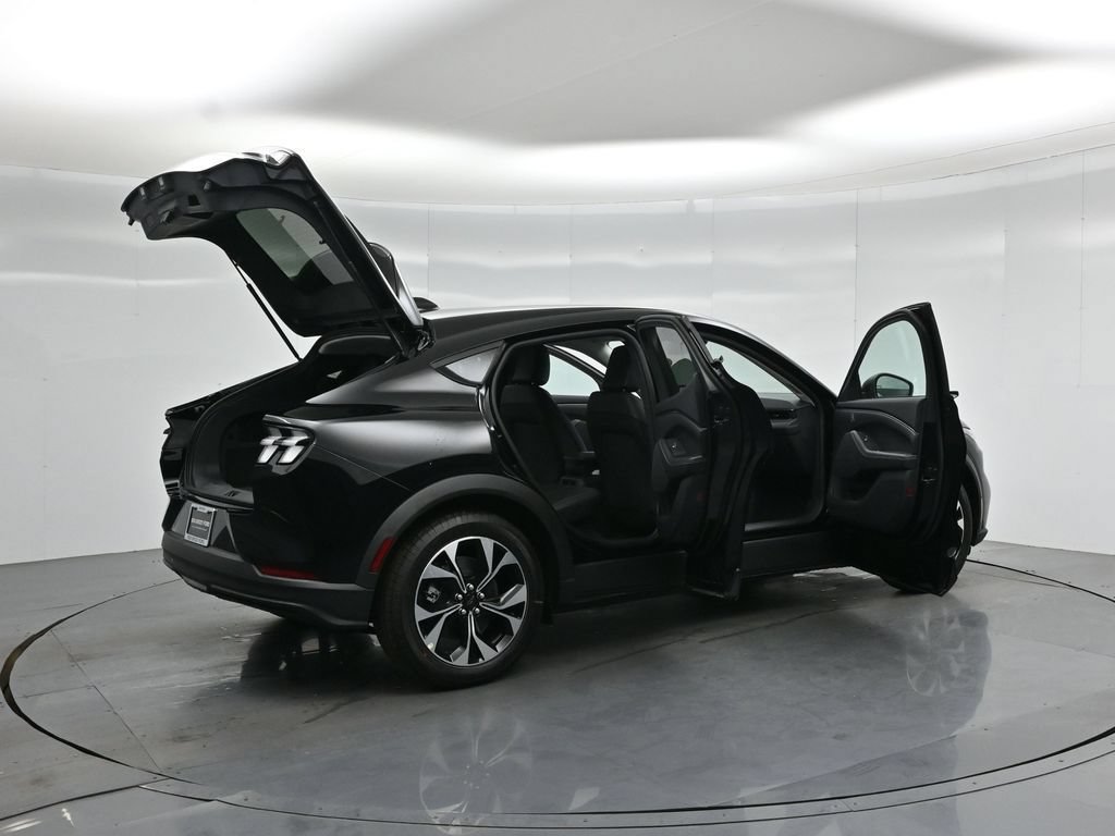 New 2026 Ford Mustang Mach-E Select RWD image 4