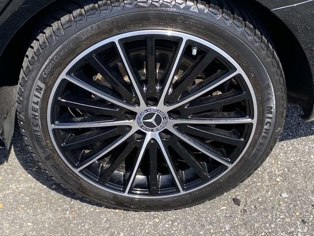 Used 2021 Mercedes-Benz C 300 Sedan w/ Premium Package image 8