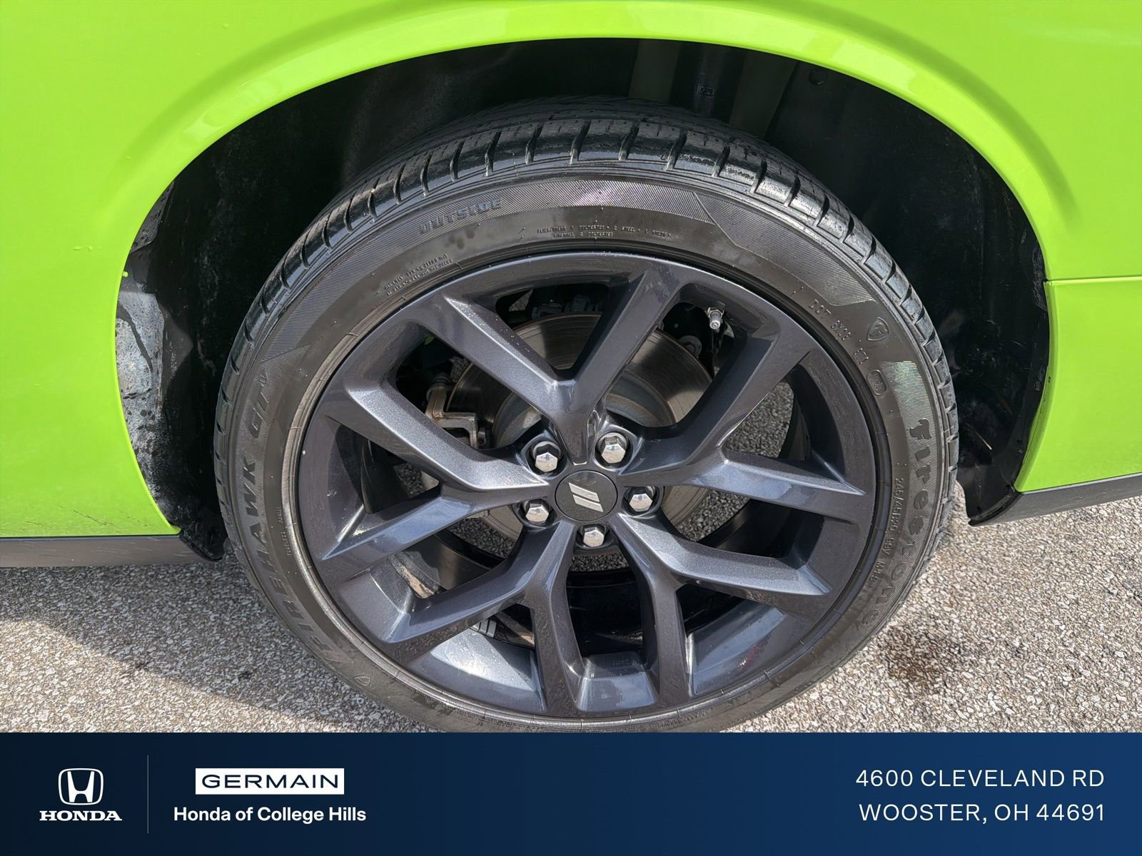 Used 2023 Dodge Challenger SXT w/ Blacktop Package RWD image 10
