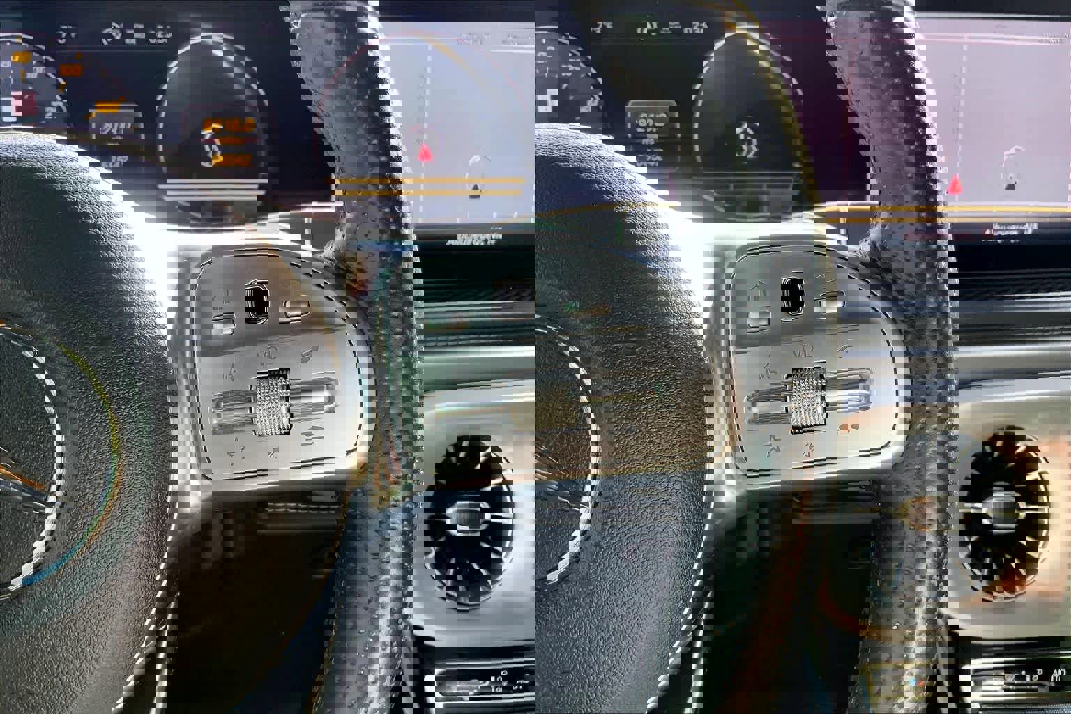 Used 2020 Mercedes-Benz G 550 image 22