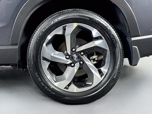 Certified 2023 Subaru Forester Touring AWD/4WD image 35