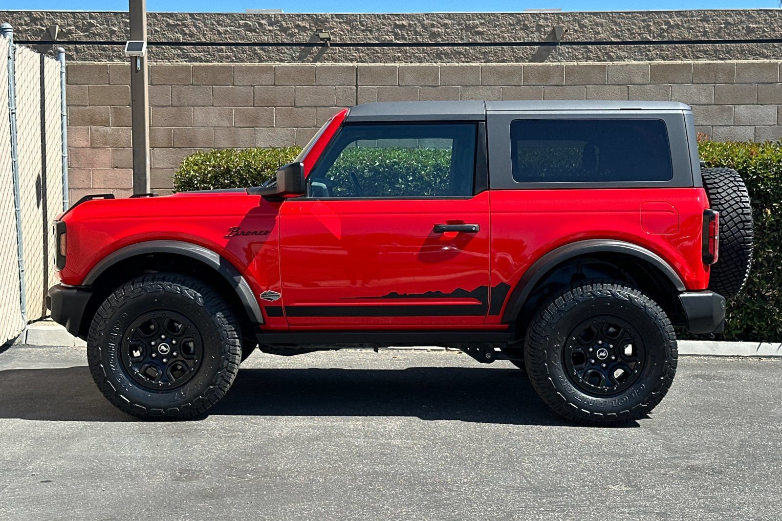 Used 2022 Ford Bronco Wildtrak AWD/4WD image 7