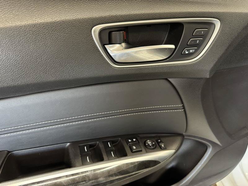 Used 2018 Acura TLX w/ Technology Package AWD/4WD image 13