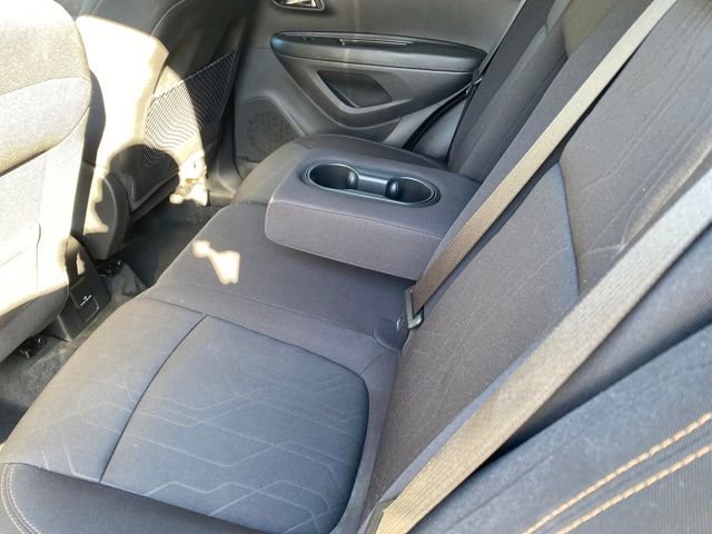 Used 2020 Chevrolet Trax LT FWD image 18