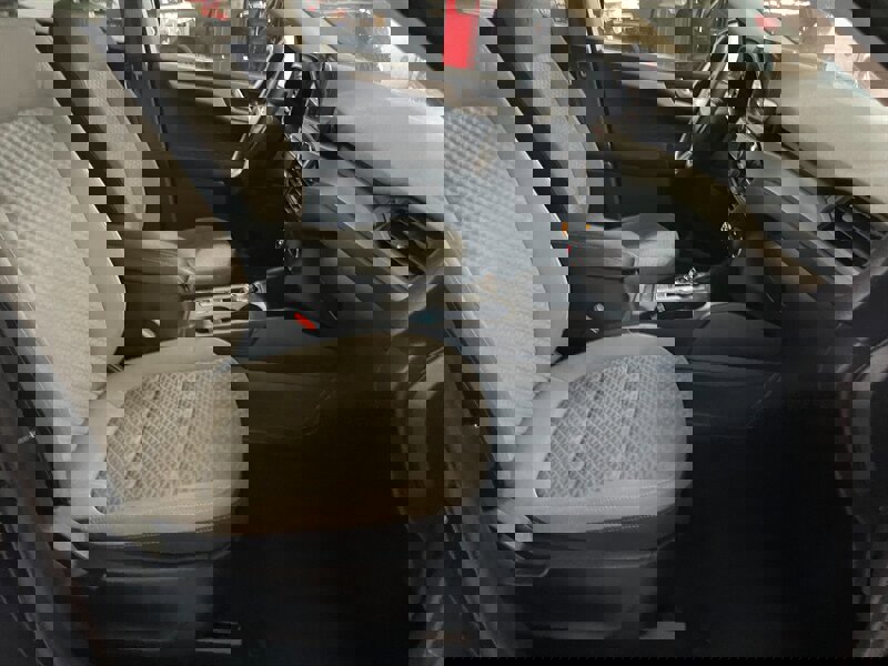 Used 2020 Ford Escape SE image 16