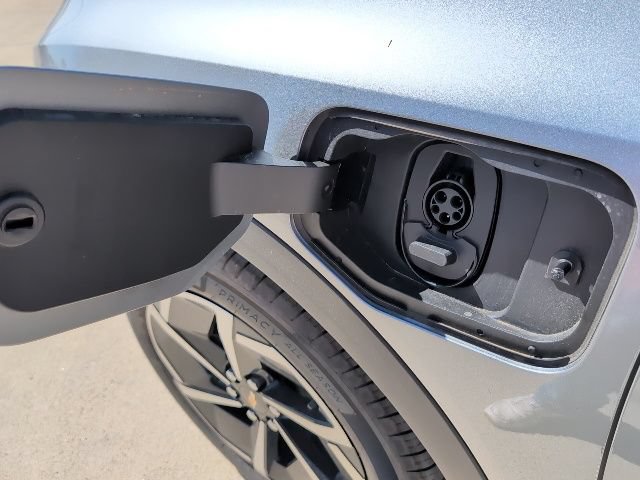 New 2026 Chevrolet Equinox EV LT FWD image 32