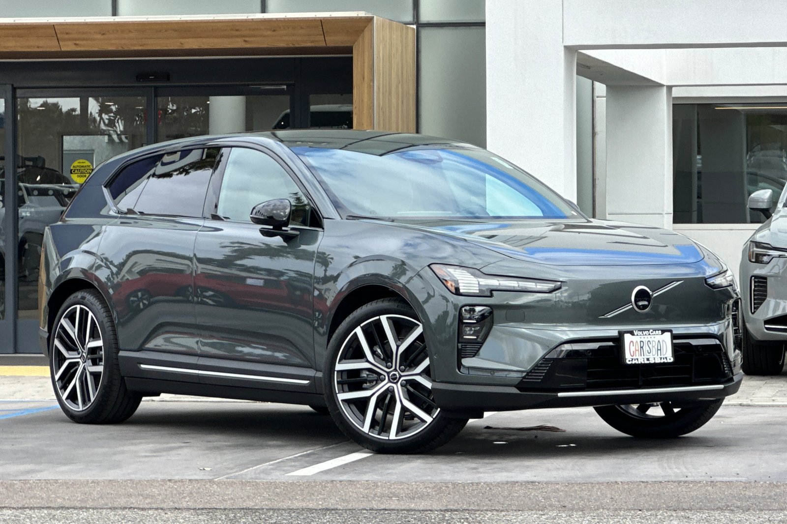 New 2027 Volvo EX60 Ultra AWD/4WD image 2