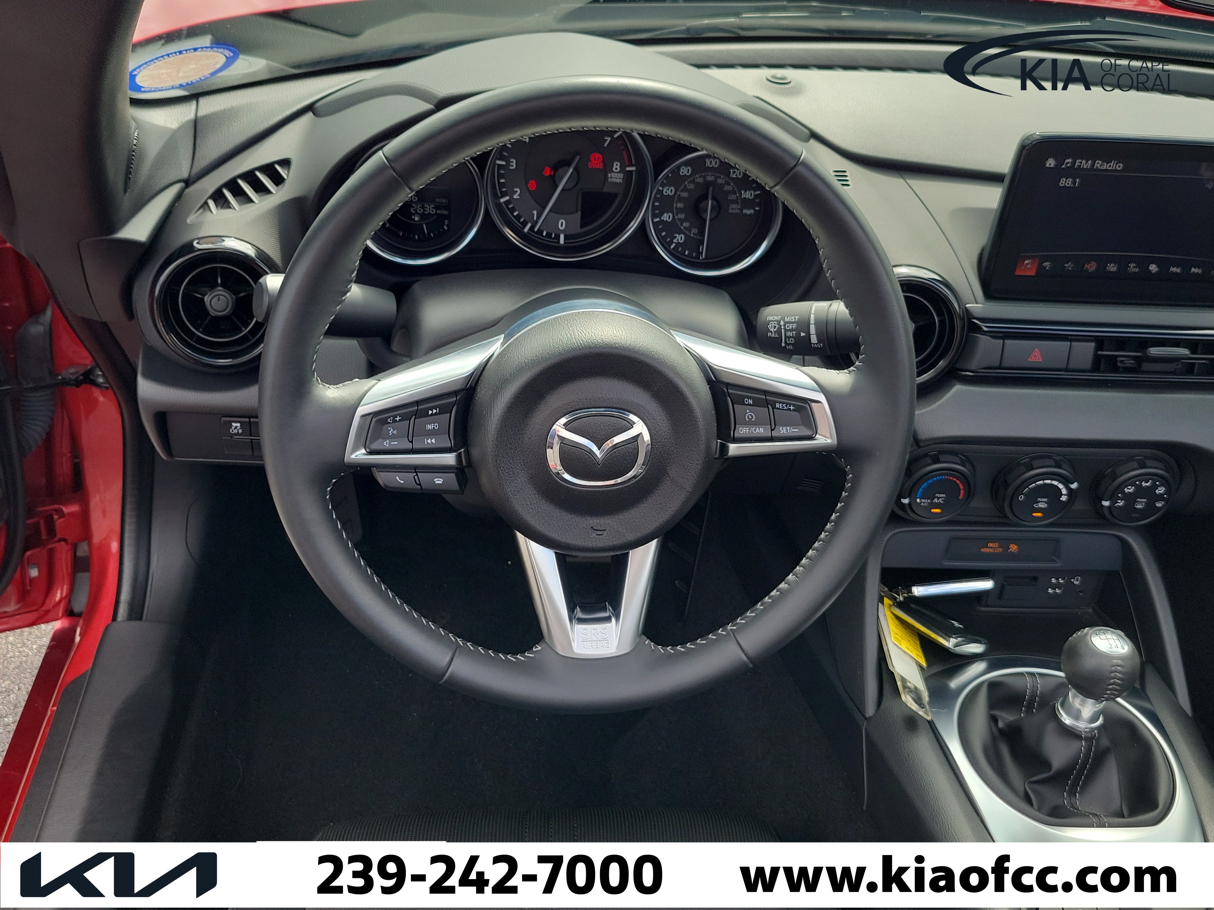 Used 2021 MAZDA MX-5 Miata Sport RWD image 18