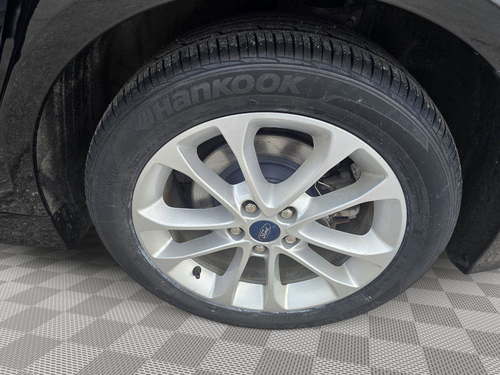 Used 2019 Ford Fusion SE image 23