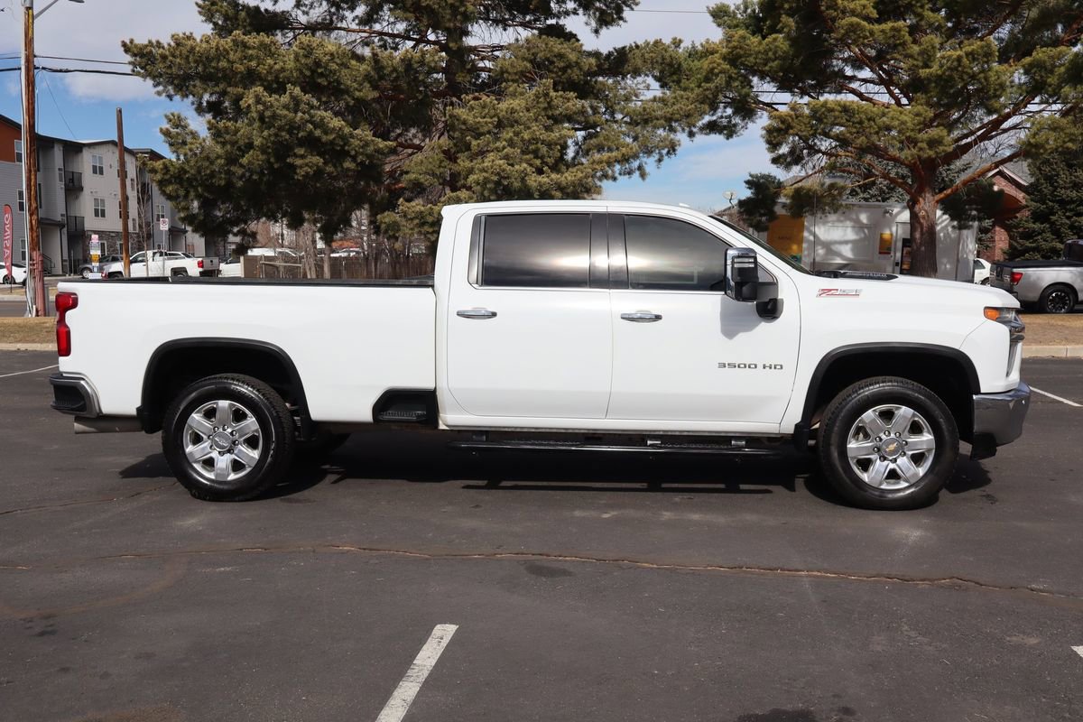 Used 2022 Chevrolet Silverado 3500 LTZ w/ LTZ Plus Package image 3
