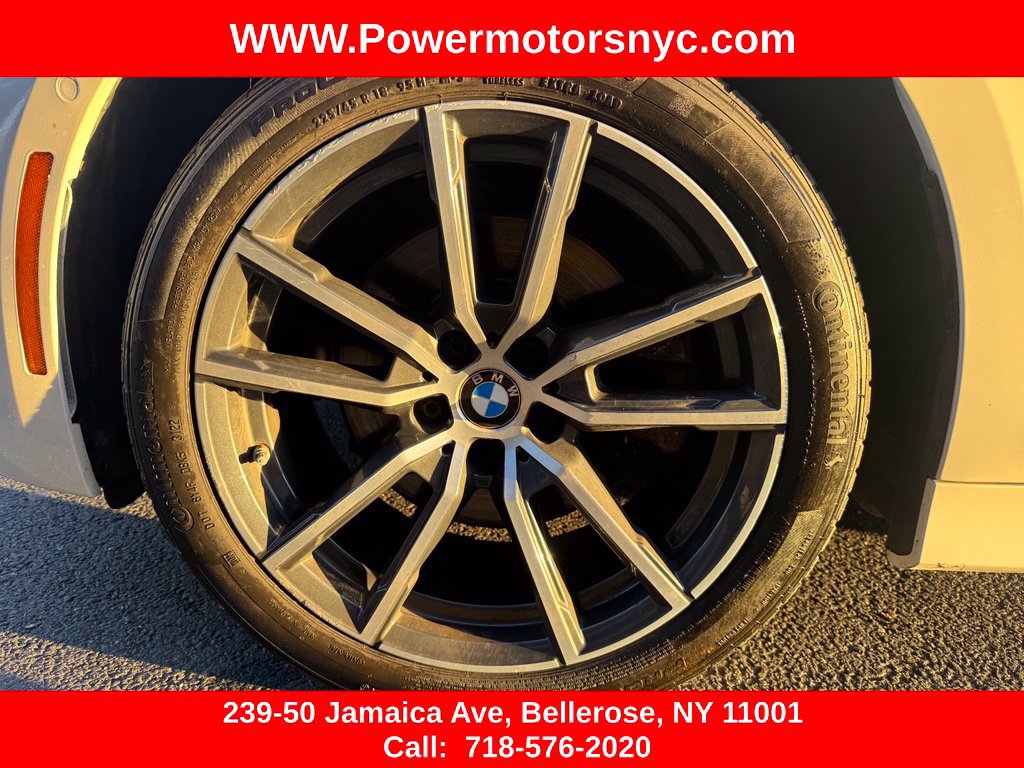 Used 2021 BMW 330i xDrive Sedan w/ Premium Package AWD/4WD image 17
