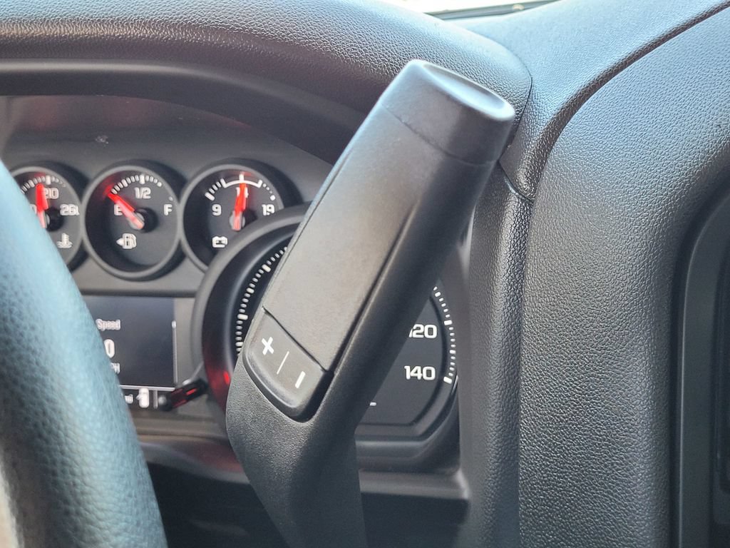 Used 2025 Chevrolet Silverado 1500 W/T RWD image 14