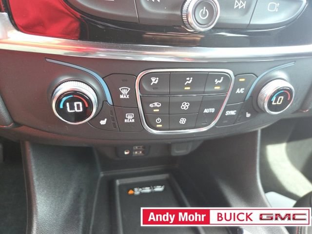 Used 2023 Chevrolet Traverse RS AWD/4WD image 38