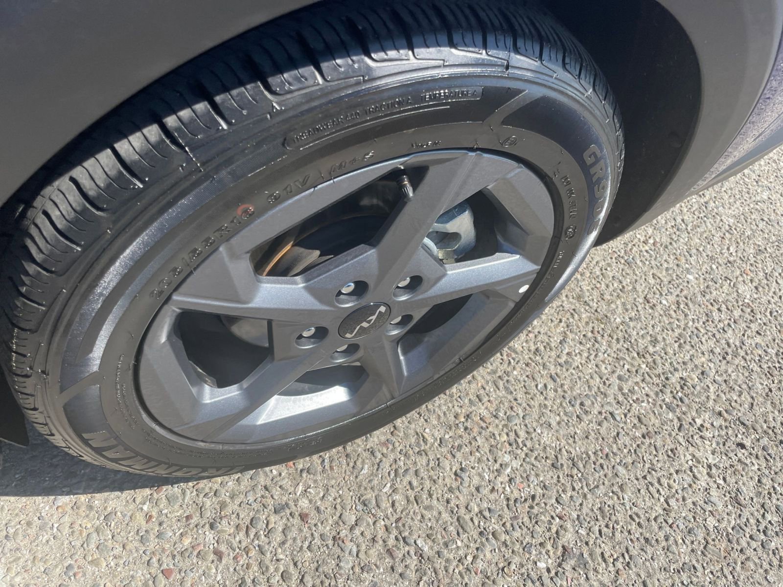 Used 2025 Kia K4 LXS image 31