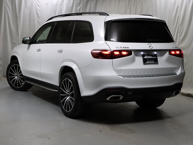 Certified 2025 Mercedes-Benz GLS 580 4MATIC image 9