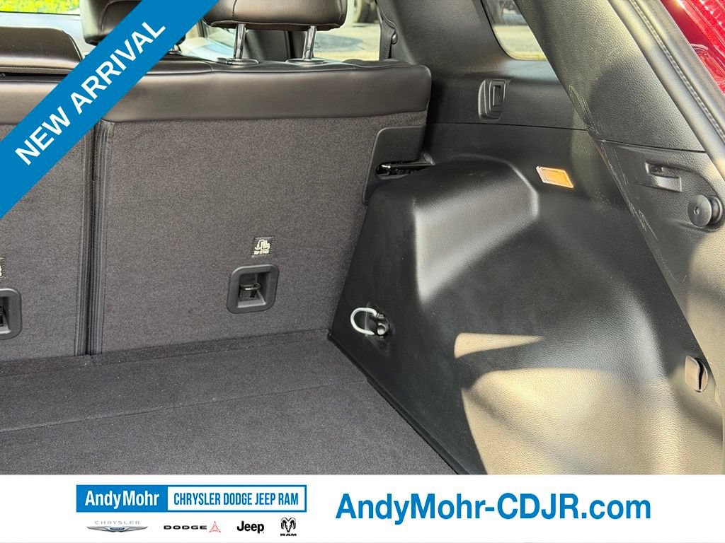 Used 2019 Jeep Cherokee Limited AWD/4WD image 36