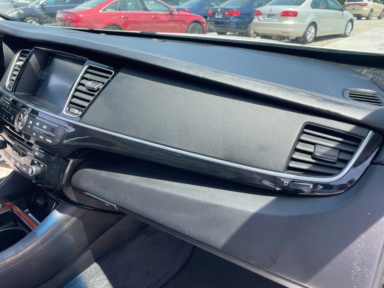 Used 2016 Kia K900 Luxury RWD image 56