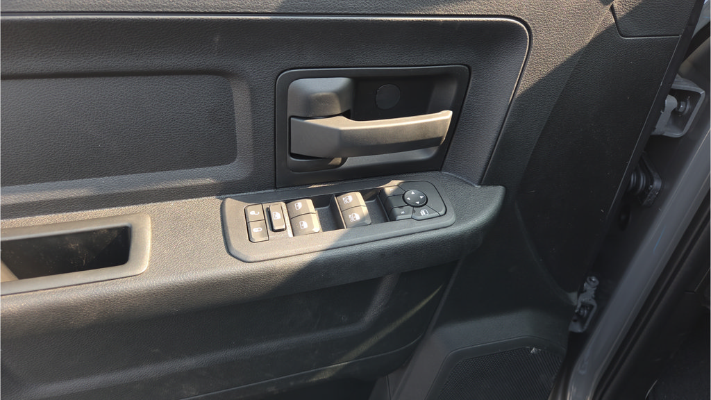 New 2026 RAM 3500 Tradesman AWD/4WD image 33