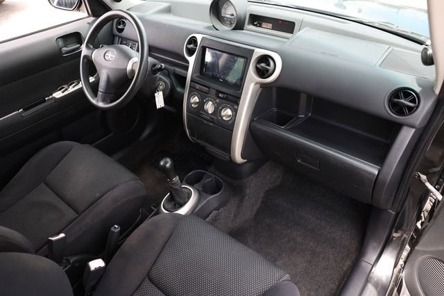 Used 2004 Scion xB FWD image 21
