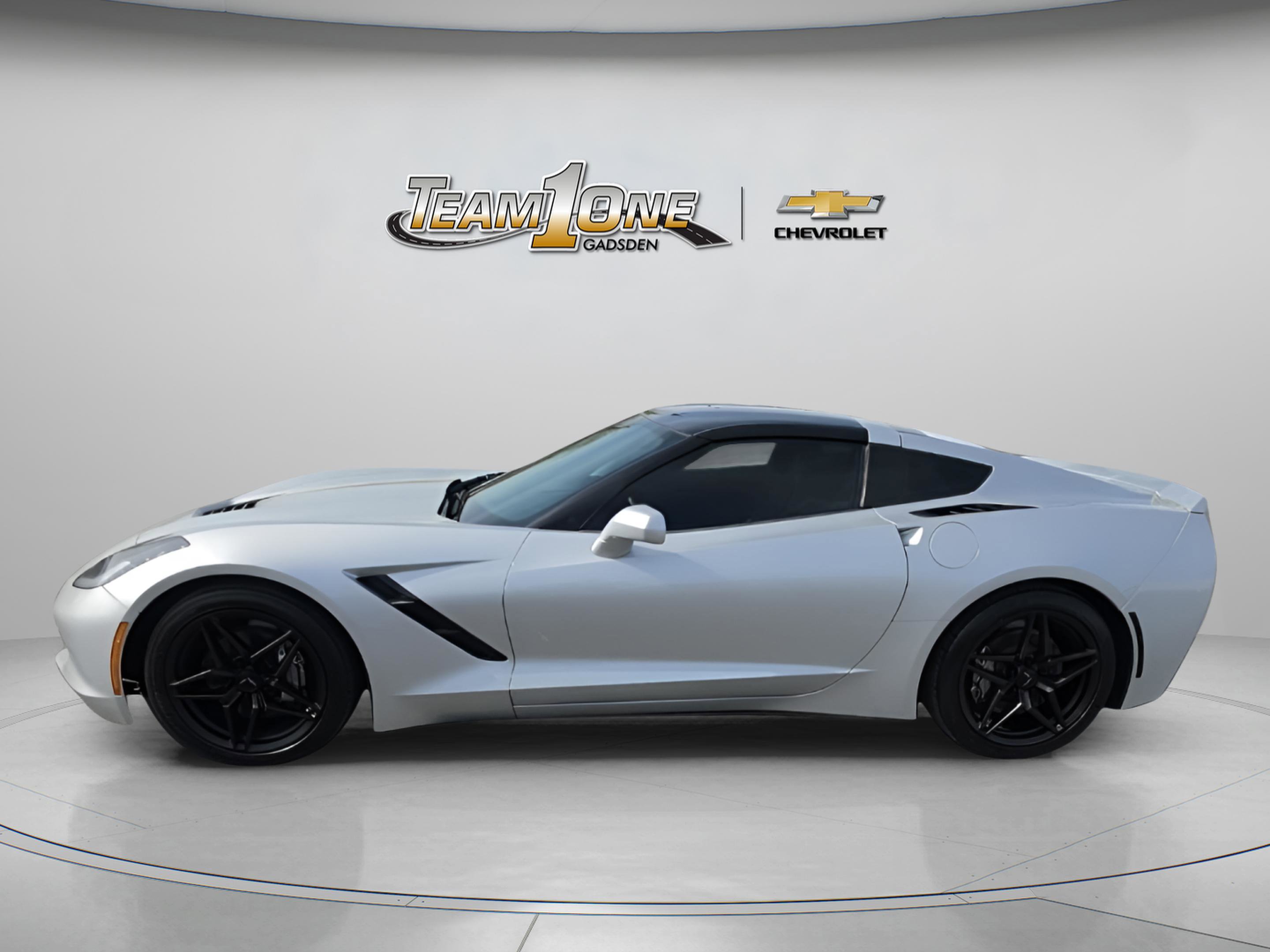 Used 2014 Chevrolet Corvette Stingray Coupe w/ 2LT Preferred Equipment Group image 4