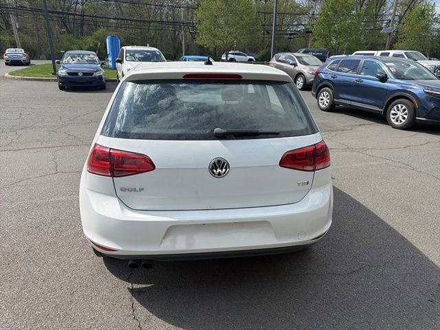 Used 2017 Volkswagen Golf SEL image 6