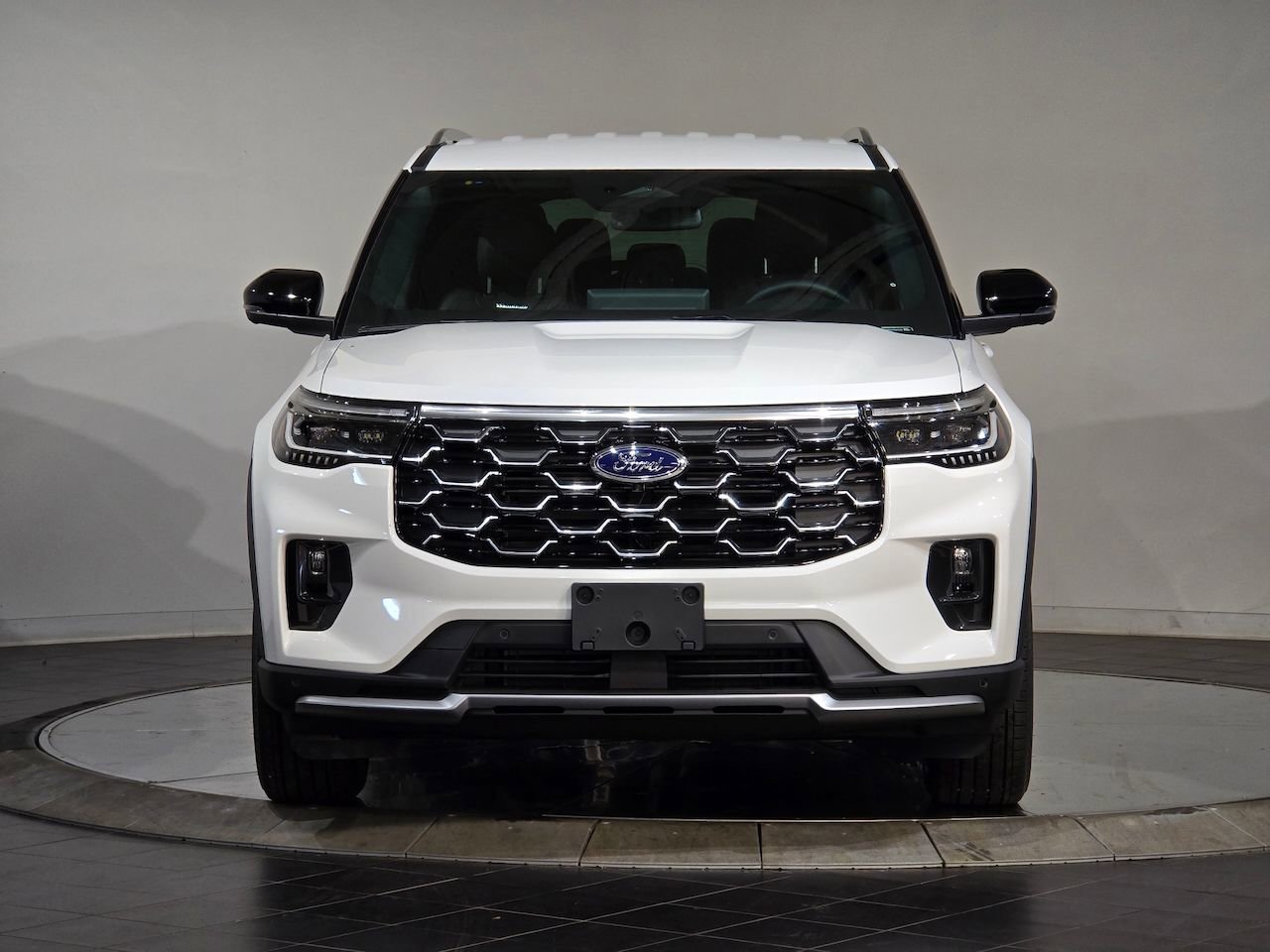 New 2026 Ford Explorer Platinum image 5