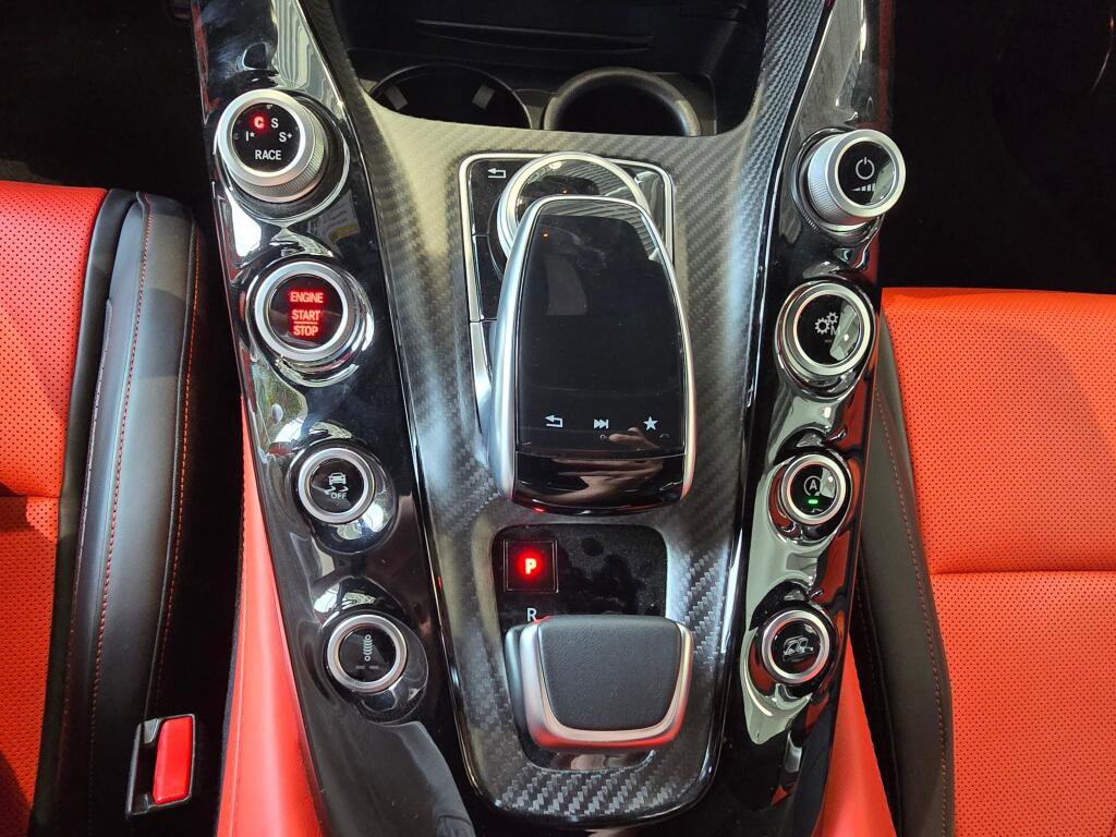 Used 2018 Mercedes-Benz AMG GT C image 16