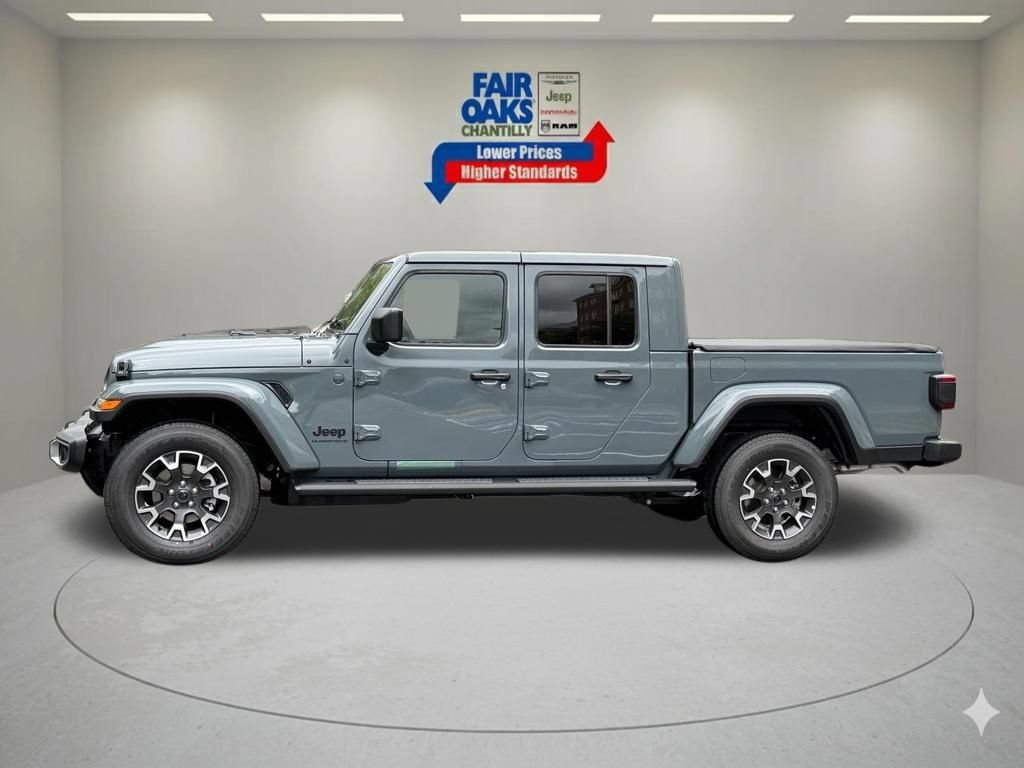 New 2026 Jeep Gladiator Sport AWD/4WD image 11