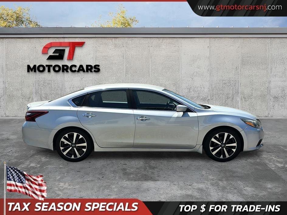 Used 2017 Nissan Altima 2.5 SR FWD image 8