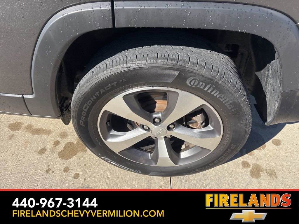 Used 2022 Jeep Cherokee Limited w/ Mopar Interior Package image 51