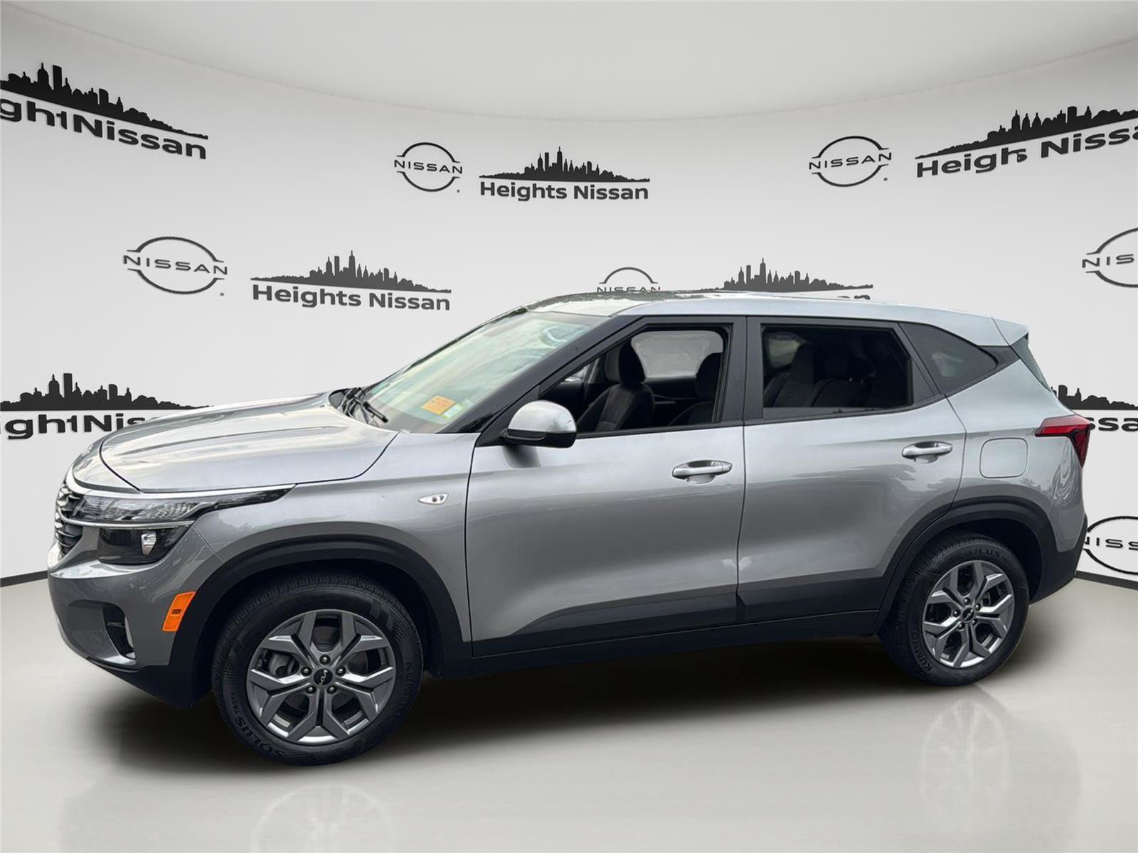 Used 2024 Kia Seltos LX