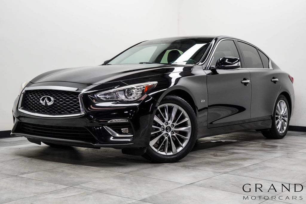 Used 2018 INFINITI Q50 Luxe w/ Essential Package (2.0T Luxe)