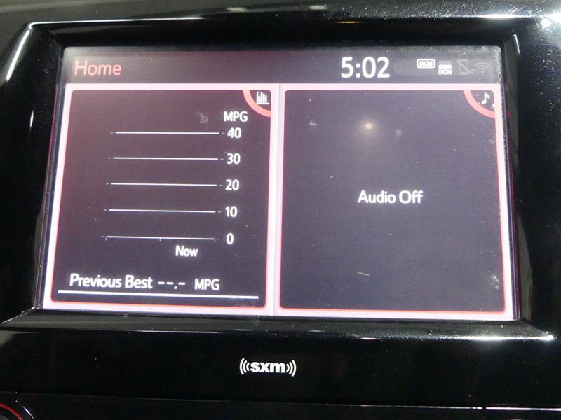 Used 2020 Toyota Camry SE image 35